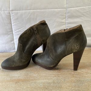 Fry ankle bootie